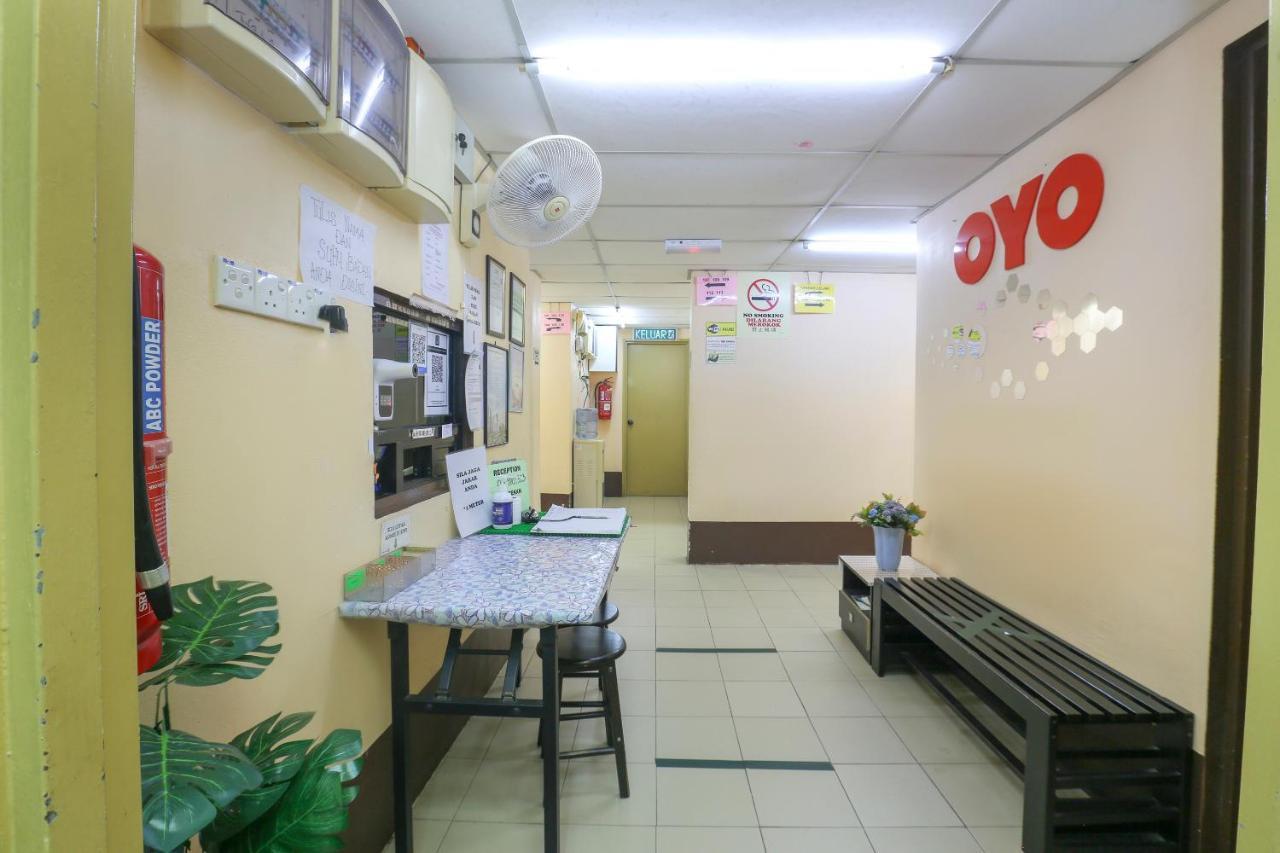 Oyo 90162 Aj Hotel Kuala Berang Dış mekan fotoğraf